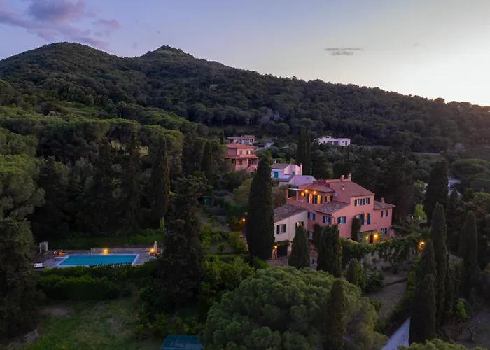 Casa Del Duca 10, Emma Villa *