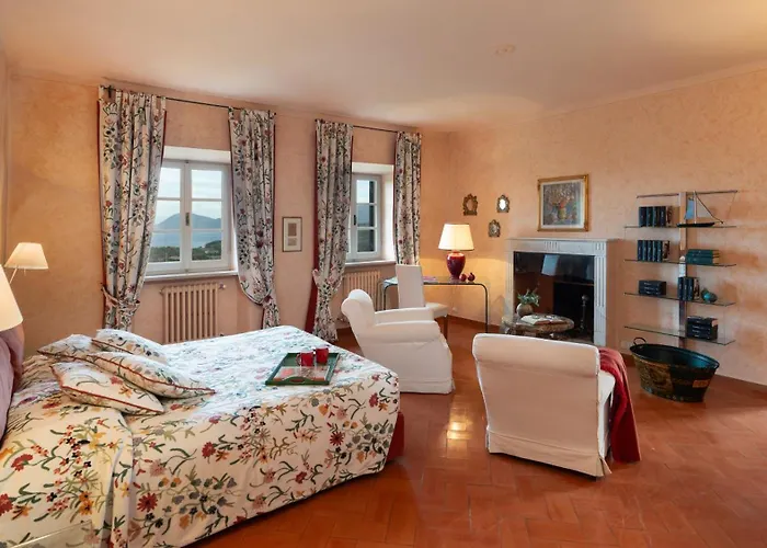 Villa Casa Del Duca 10, Emma *