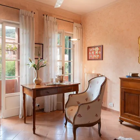 Villa Casa Del Duca 10, Emma *