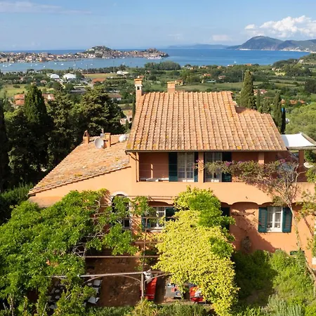 Casa Del Duca 10, Emma Villa Portoferraio